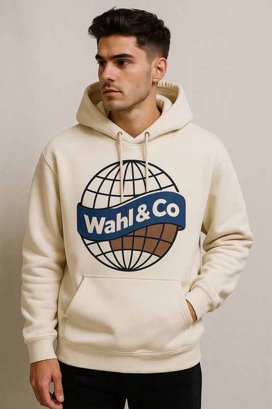 Wahl & Co Hoodie in Beige mit Globus-Logo